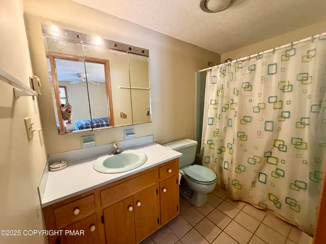 $399,000 | 59 Chestnut Road, Lake Harmony, PA 18624