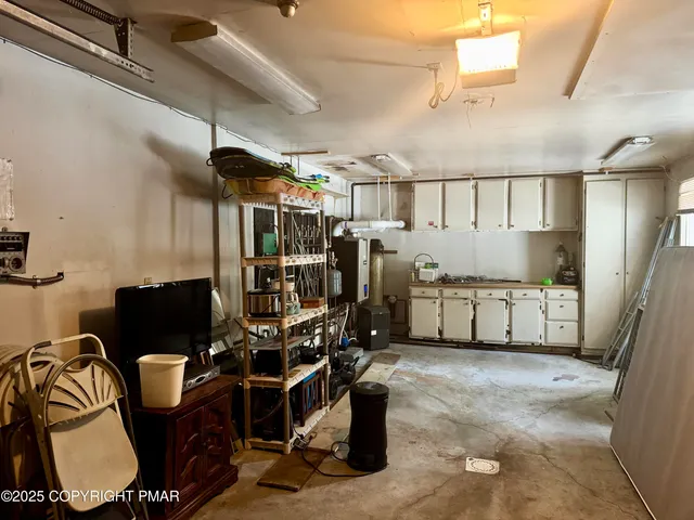 $399,000 | 59 Chestnut Road, Lake Harmony, PA 18624