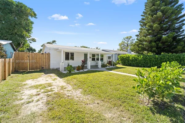 $6,500 | 1464 Northeast 24th Street, Wilton Manors, FL 33305