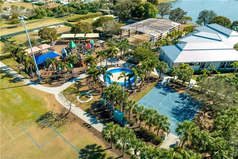 $364,900 | 87 North Collier Boulevard, Unit J18, Marco Island, FL 34145