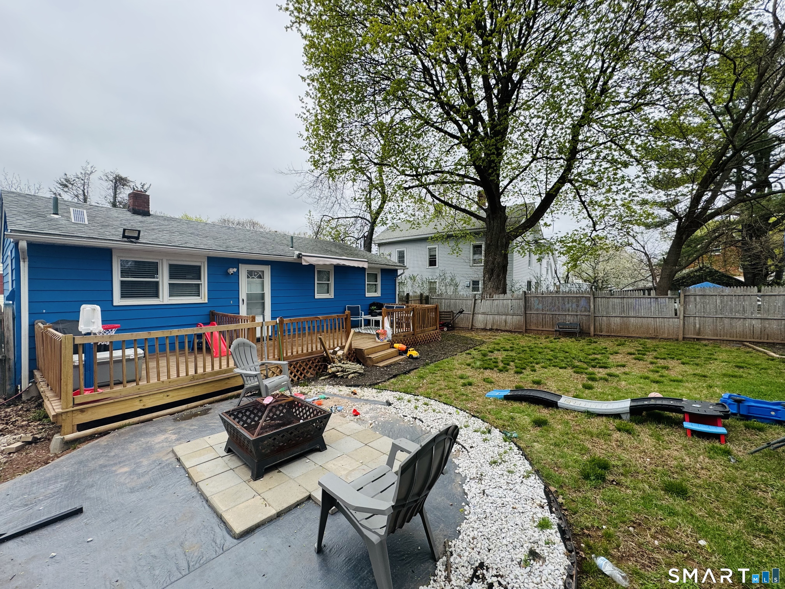 150 View Street Meriden, CT 06450 - Photo 17 of 18