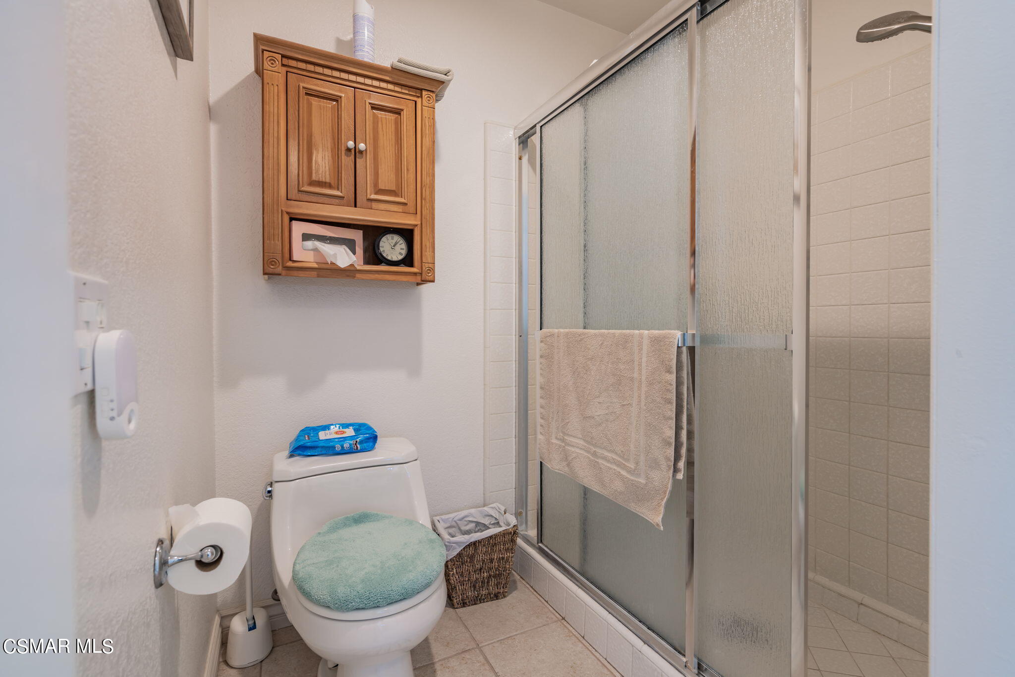 2044 Covington Avenue Simi Valley, CA 93065 - Photo 25 of 42 a bathroom with a granite countertop toilet and a sink