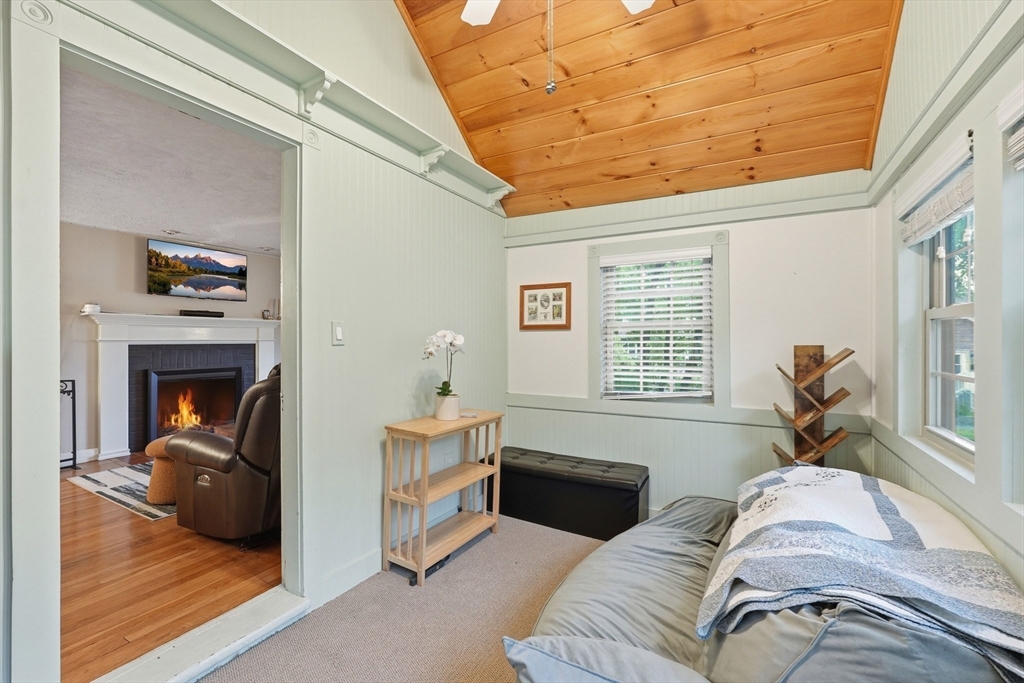 154 Barnard Road Worcester, MA 01605 - Photo 11 of 29