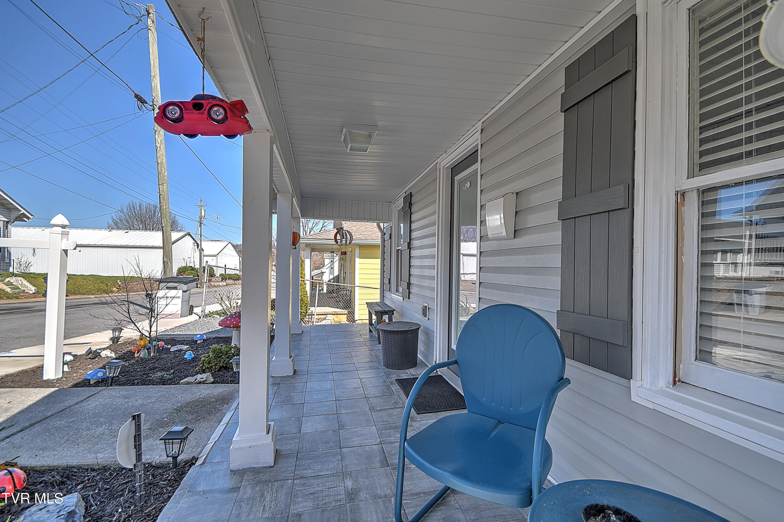 115 16 Th Street Bristol, TN 37620 - Photo 4 of 29 115 16th St DB-5