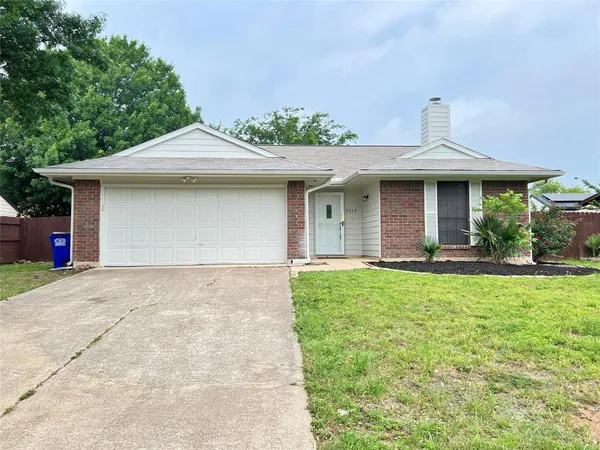 $1,995 | 3514 Riverview Drive, Corinth, TX 76210