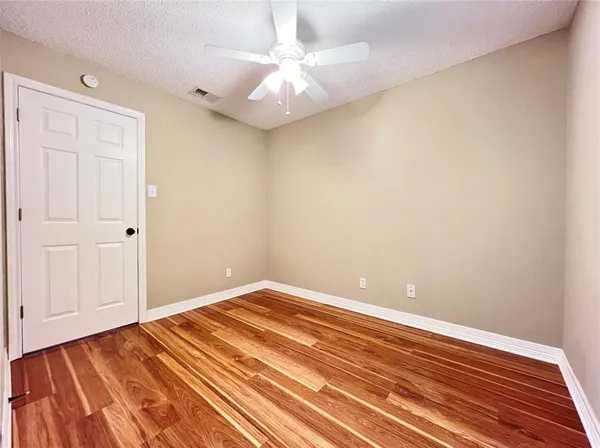 $1,995 | 3514 Riverview Drive, Corinth, TX 76210