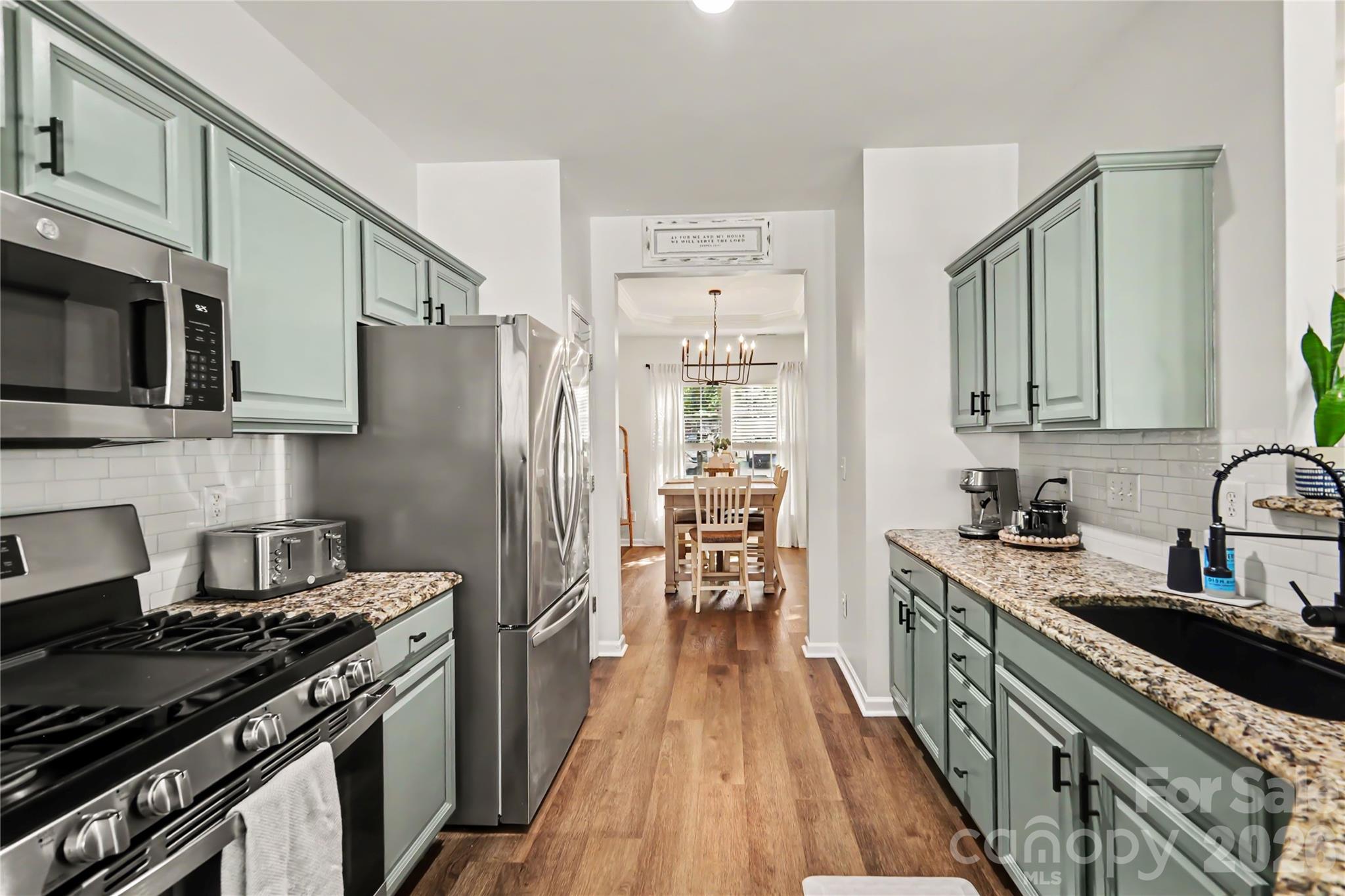 194 Snead Road Fort Mill, SC 29715 - Photo 12 of 41 Gallery Image 12