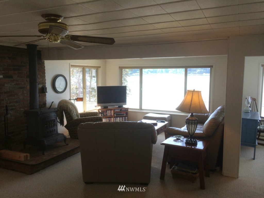 13380 Northeast North Shore Road Belfair, WA 98528 - Photo 7 of 22 Gallery Image 7