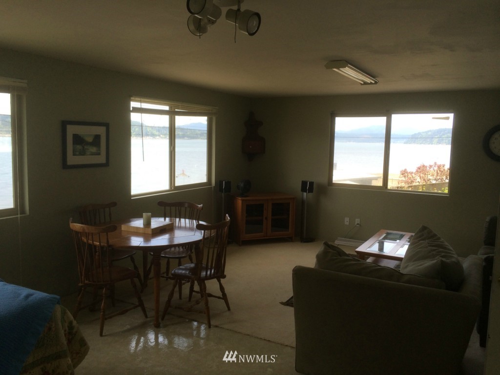 13380 Northeast North Shore Road Belfair, WA 98528 - Photo 8 of 22 Gallery Image 8