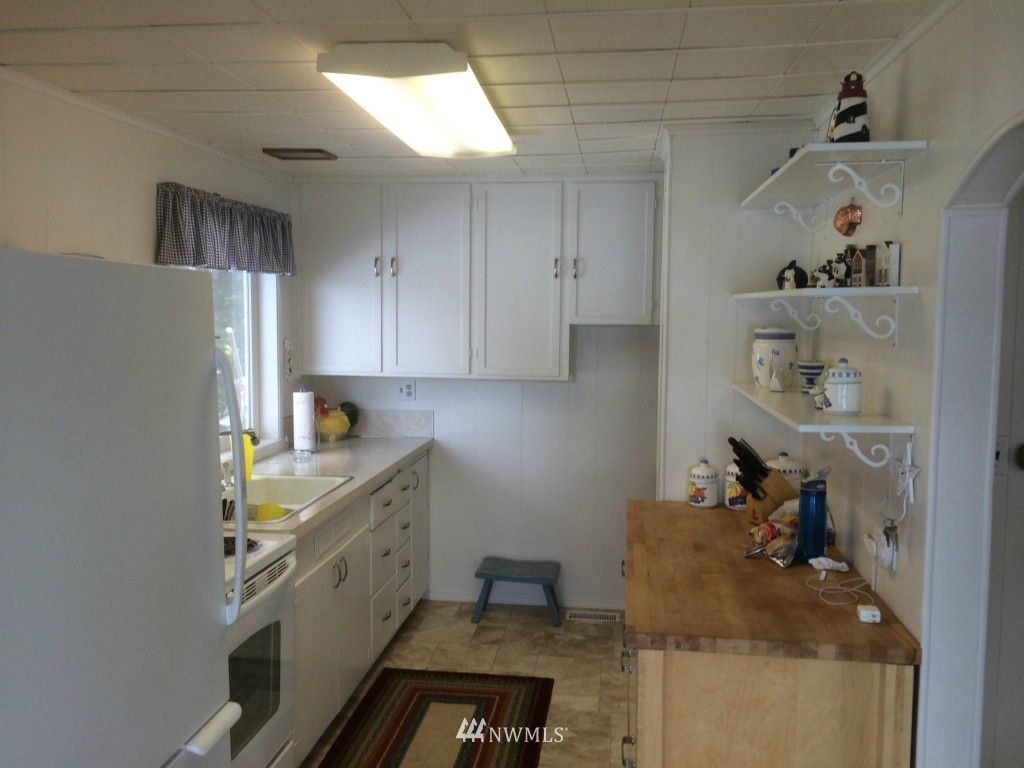 13380 Northeast North Shore Road Belfair, WA 98528 - Photo 10 of 22 Gallery Image 10