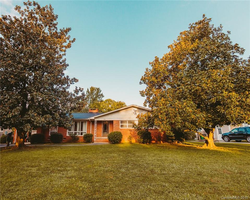 1112 Wimbledon Road Charlotte, NC 28209 - Photo 23 of 23 Gallery Image 23
