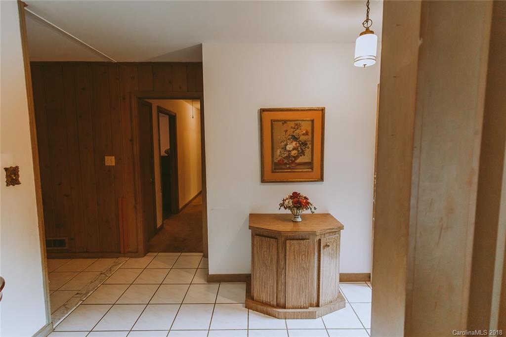 1112 Wimbledon Road Charlotte, NC 28209 - Photo 4 of 23 Gallery Image 4