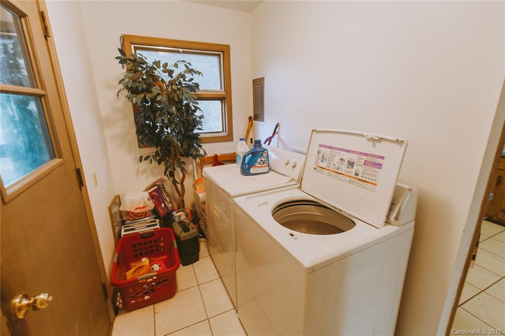 1112 Wimbledon Road Charlotte, NC 28209 - Photo 6 of 23 Gallery Image 6
