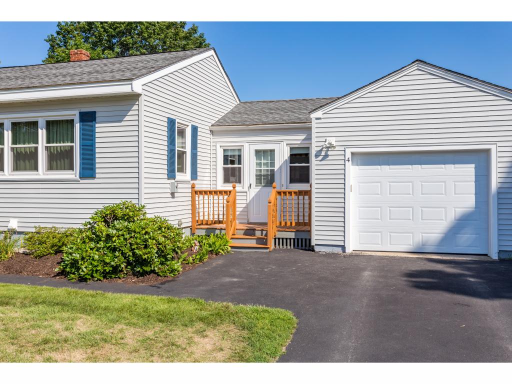 4 Anita Street Rochester, NH 03867 - Photo 4 of 28