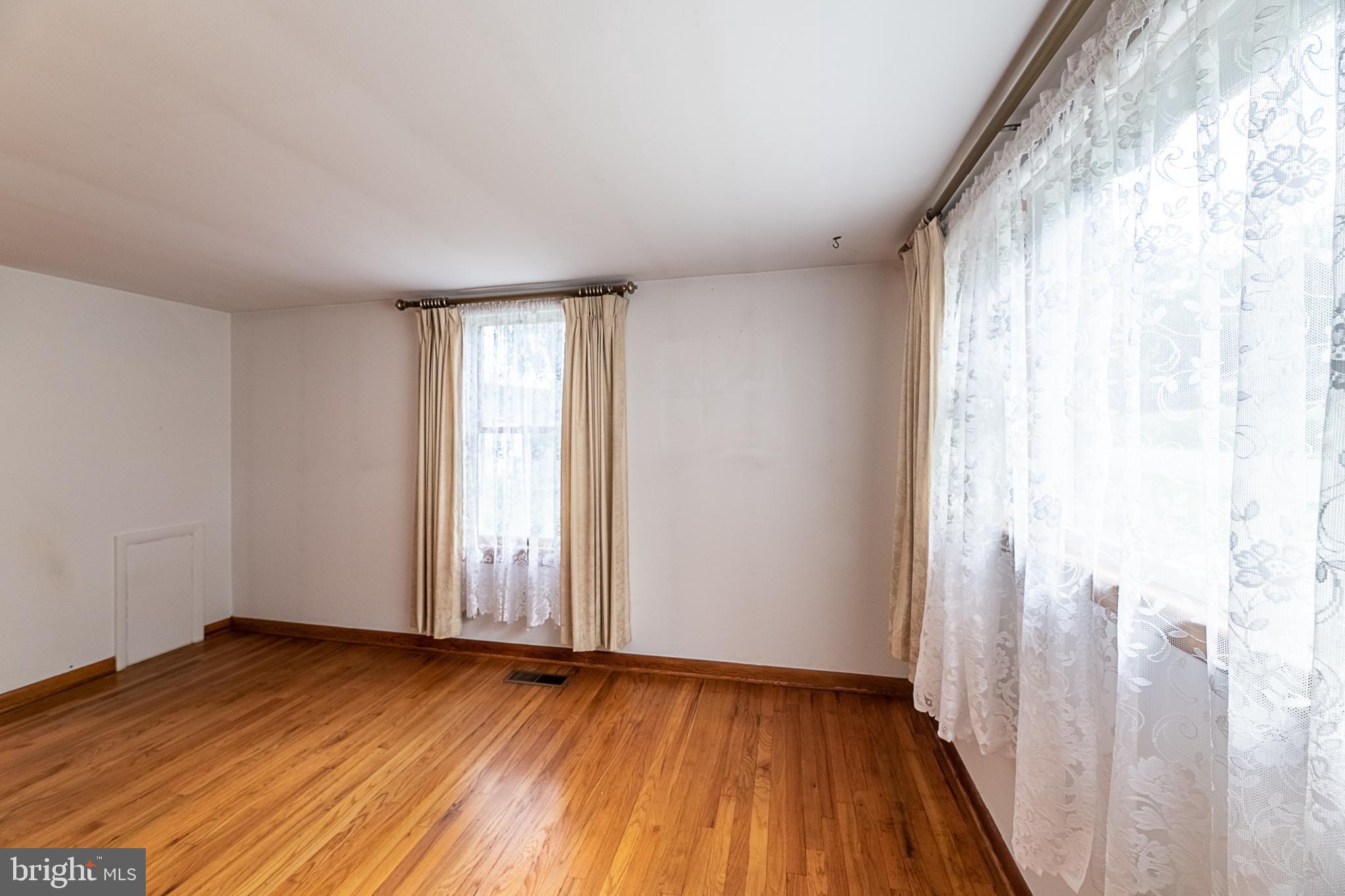 13125 Loyalty Road Leesburg, VA 20176 - Photo 13 of 58 Master Bedroom