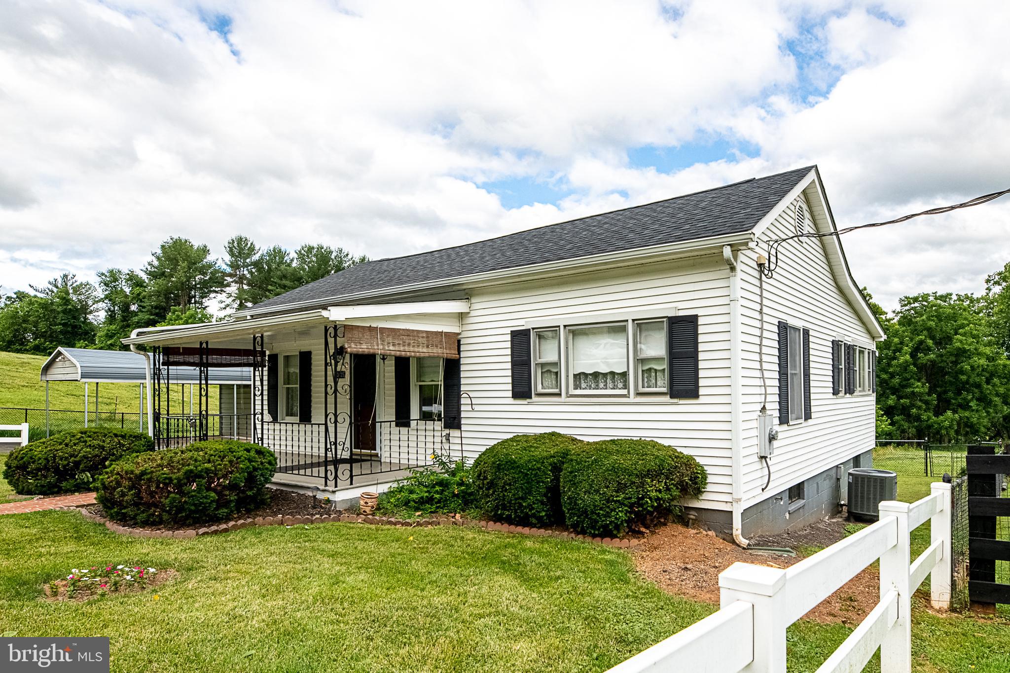 13125 Loyalty Road Leesburg, VA 20176 - Photo 3 of 58 Front of Property