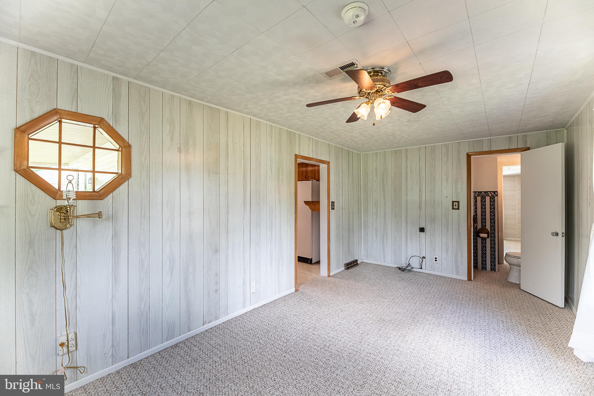 13125 Loyalty Road Leesburg, VA 20176 - Photo 24 of 58 Family Room