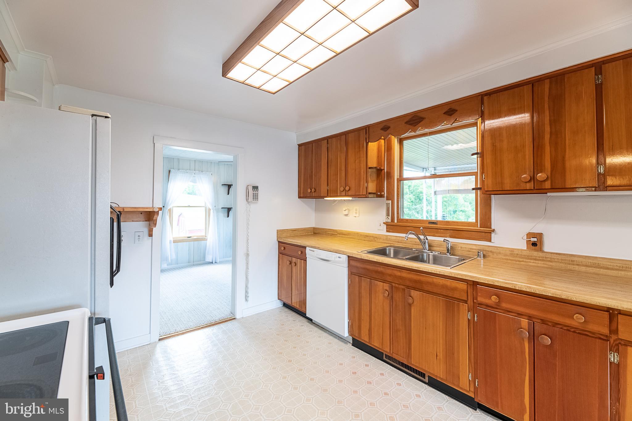 13125 Loyalty Road Leesburg, VA 20176 - Photo 29 of 58 Kitchen