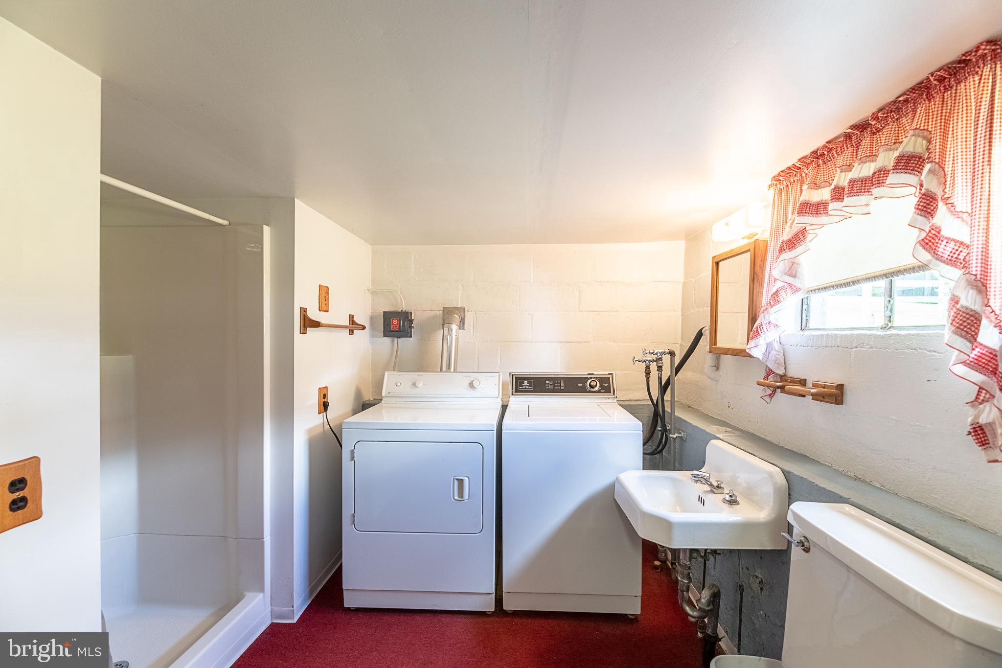 13125 Loyalty Road Leesburg, VA 20176 - Photo 40 of 58 Washer & Dryer area with walk in shower and toilet