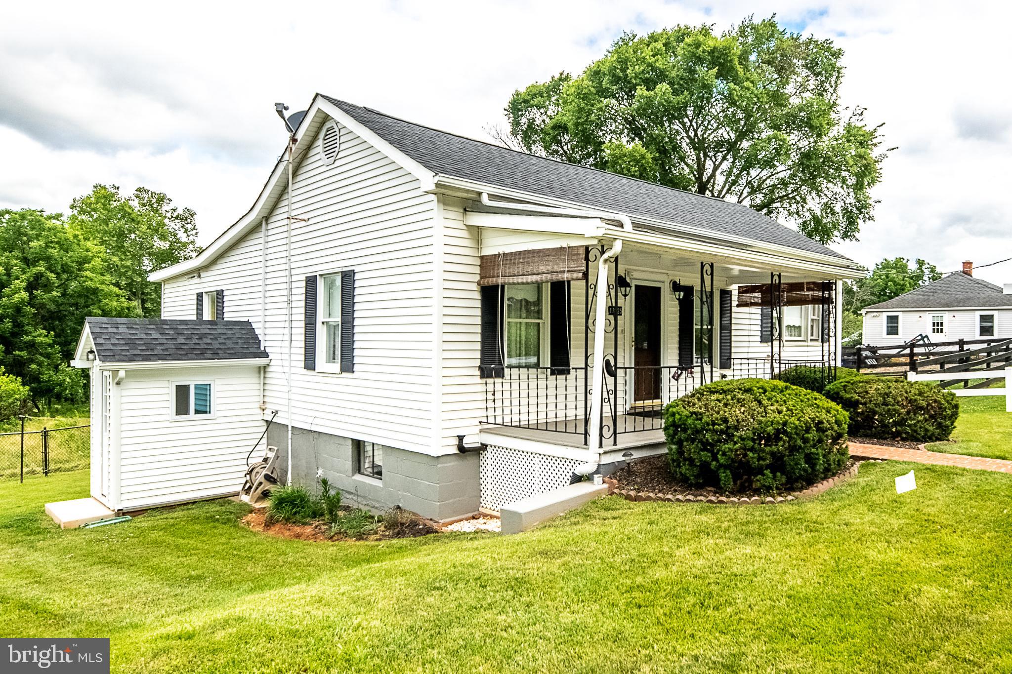 13125 Loyalty Road Leesburg, VA 20176 - Photo 5 of 58 Front of Property