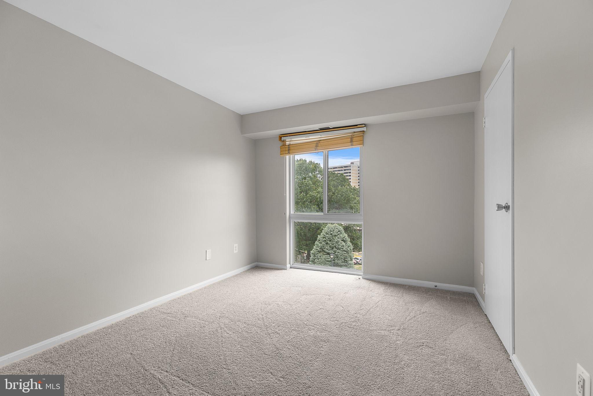 6151 Edsall Road, Unit I Alexandria, VA 22304 - Photo 15 of 24