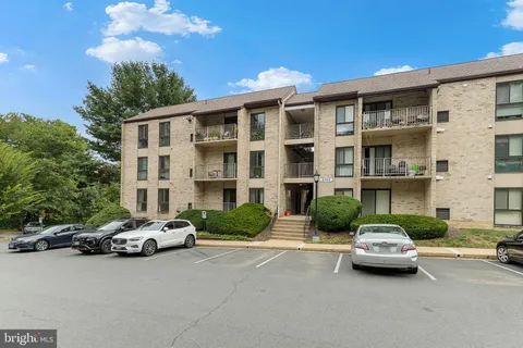 a car parked in front of a building