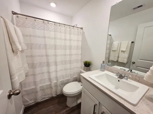 $2,100 | 40821 Hawthorne Glades Street, Magnolia, TX 77354