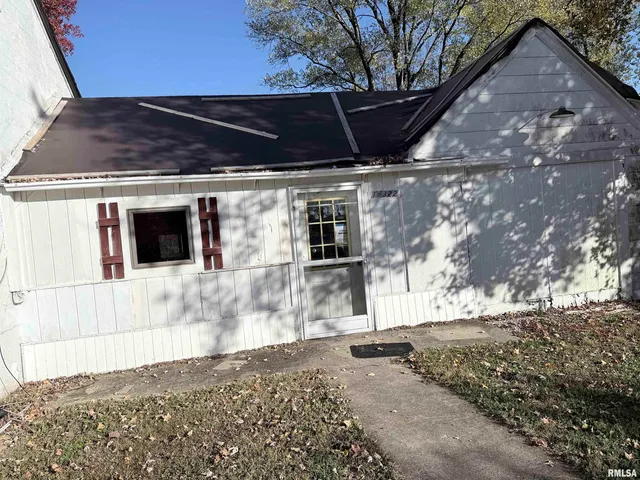 $30,000 | 14322 North Memory Lane, Mount Vernon, IL 62864