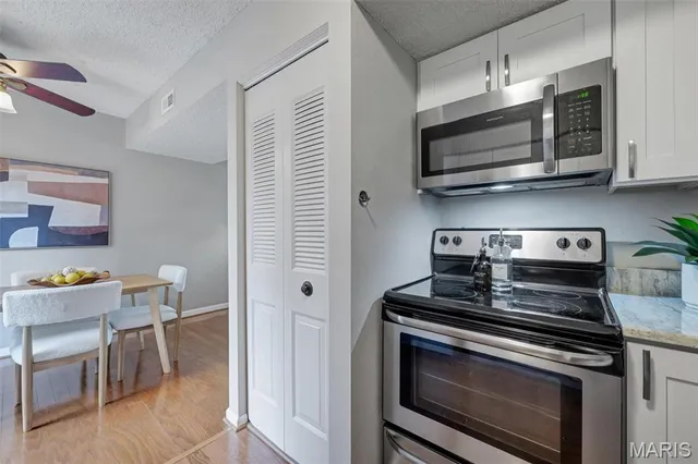 $175,000 | 1507 Swallow Drive, Brentwood, MO 63144