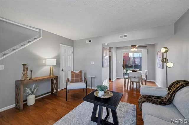 $175,000 | 1507 Swallow Drive, Brentwood, MO 63144