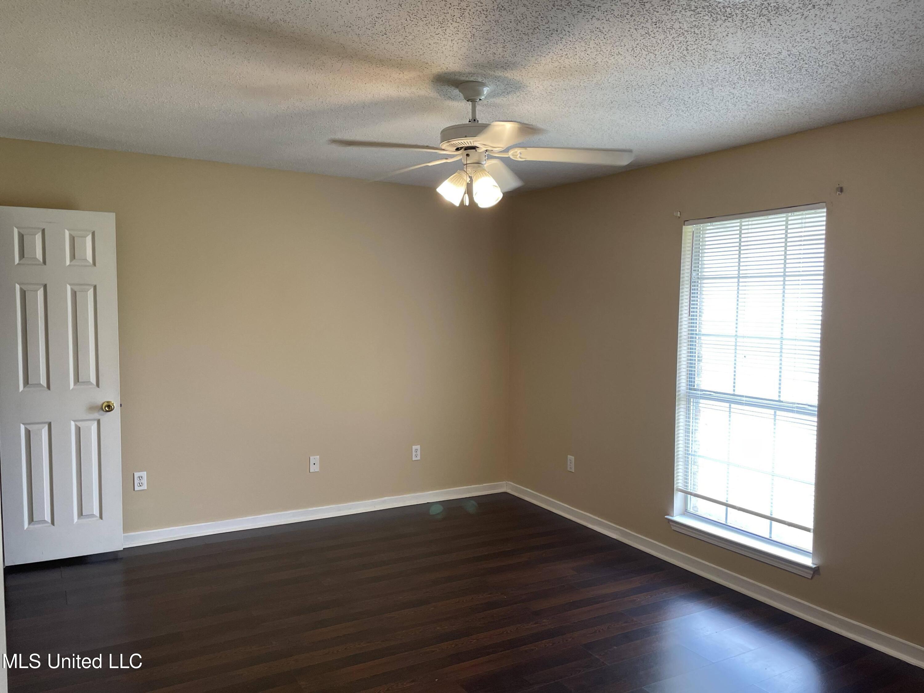 11315 Dye Road Gulfport, MS 39503 - Photo 16 of 28 Vacant Unit bedroom 1