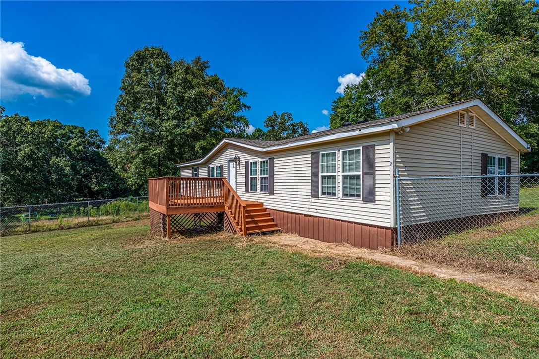 7 Duncan Creek Road Greenville, SC 29609 - Photo 3 of 31 Gallery Image 3