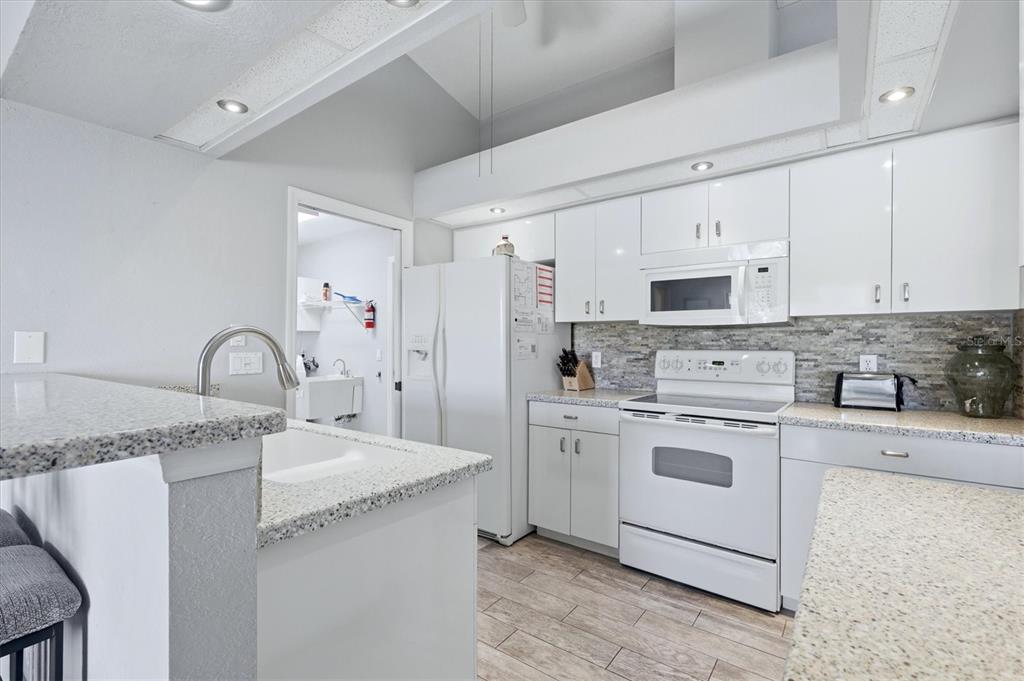 53 Sportsman Road Rotonda West, FL 33947 - Photo 17 of 61 Gallery Image 17