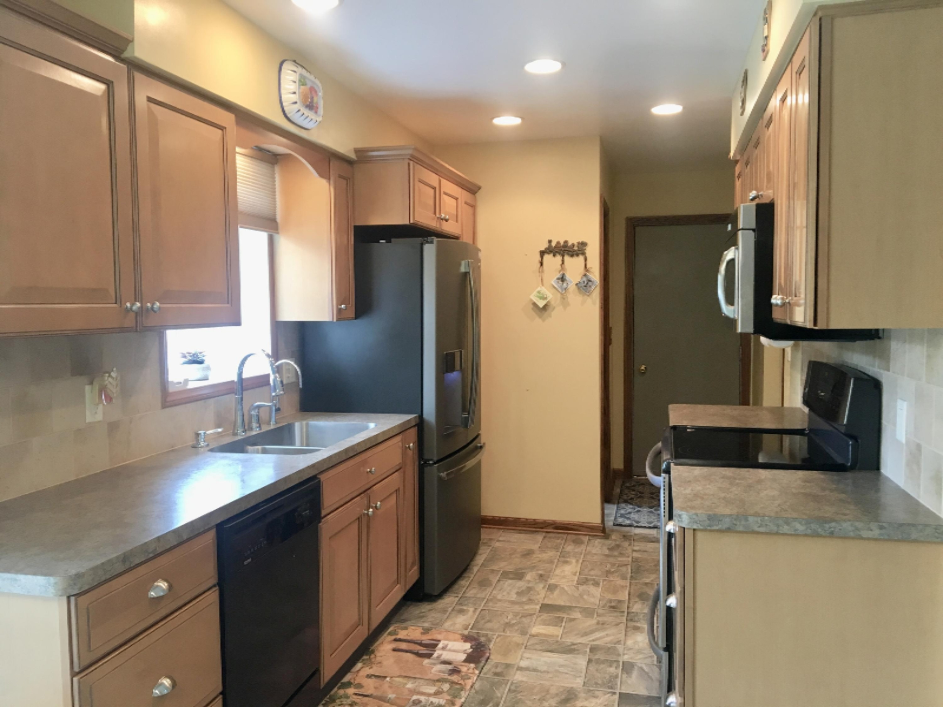372 River Road Sparta, MI 49345 - Photo 8 of 42 3CD0F42D-EA1A-4D14-9397-65C64BF77256