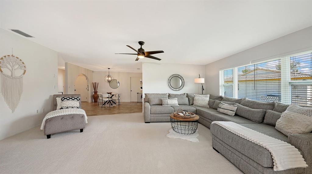 6717 Roxbury Drive Sarasota, FL 34231 - Photo 18 of 43