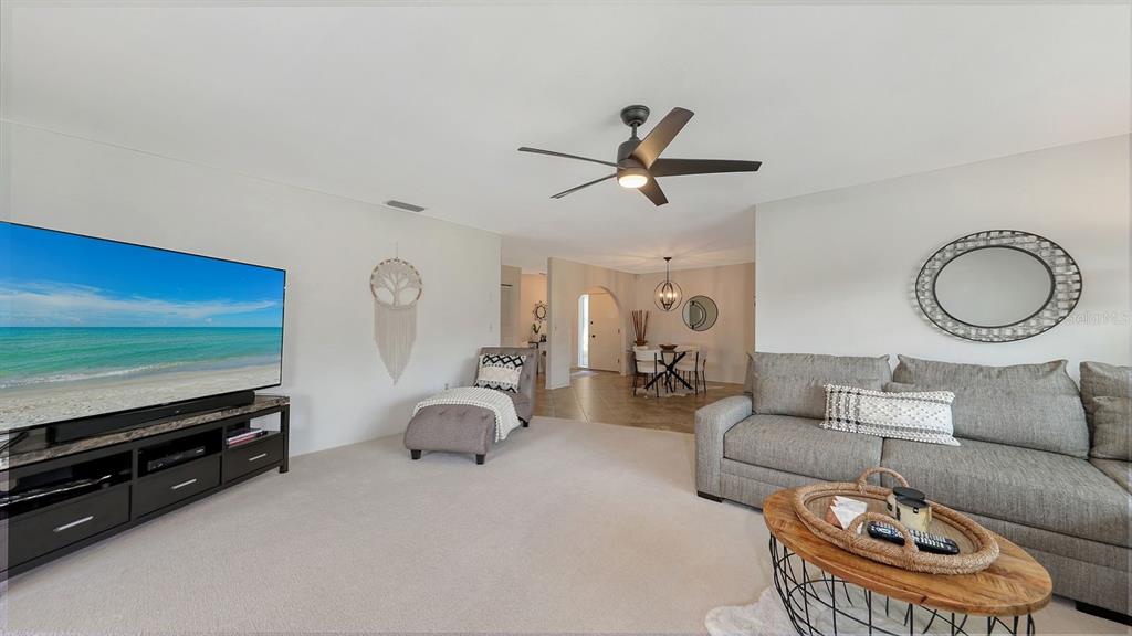 6717 Roxbury Drive Sarasota, FL 34231 - Photo 19 of 43