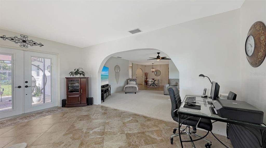 6717 Roxbury Drive Sarasota, FL 34231 - Photo 21 of 43