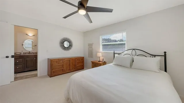 $3,900 | 6717 Roxbury Drive, Sarasota, FL 34231