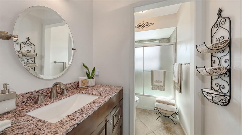 6717 Roxbury Drive Sarasota, FL 34231 - Photo 26 of 43