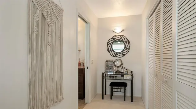 $3,900 | 6717 Roxbury Drive, Sarasota, FL 34231