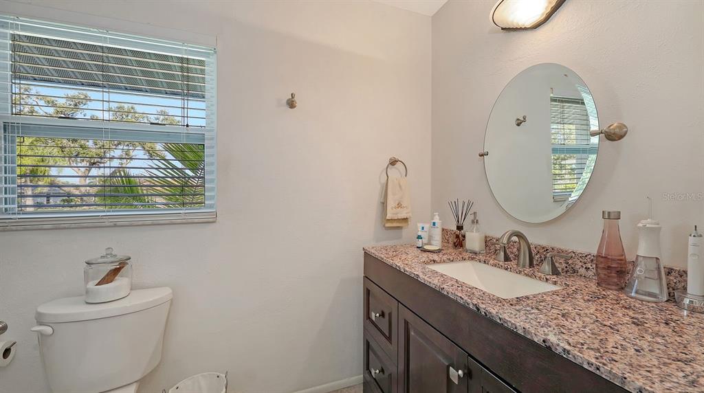 6717 Roxbury Drive Sarasota, FL 34231 - Photo 28 of 43