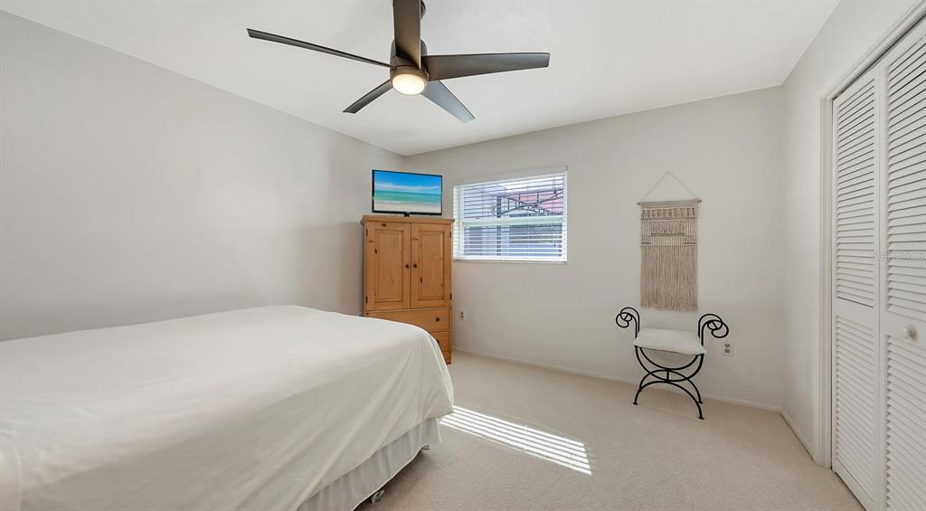 6717 Roxbury Drive Sarasota, FL 34231 - Photo 30 of 43