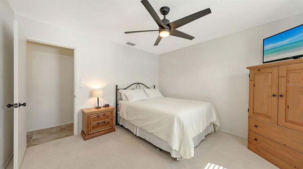 6717 Roxbury Drive Sarasota, FL 34231 - Photo 31 of 43