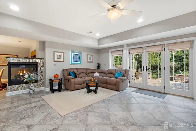 a view of a yard with a tree