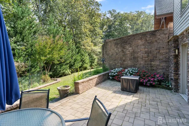 $3,250,000 | 6 Lamb Lane, Manalapan, NJ 07726