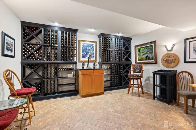 $3,250,000 | 6 Lamb Lane, Manalapan, NJ 07726