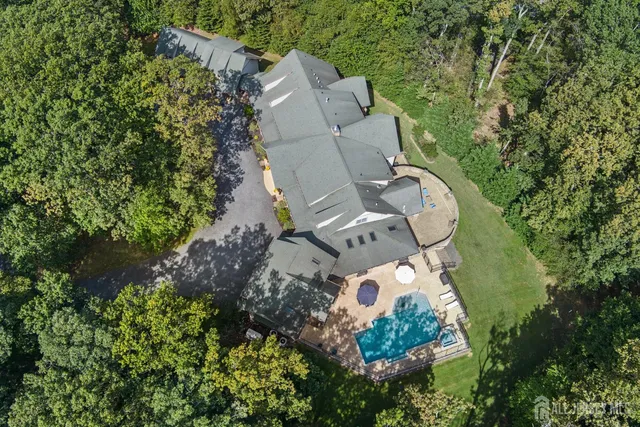$3,250,000 | 6 Lamb Lane, Manalapan, NJ 07726