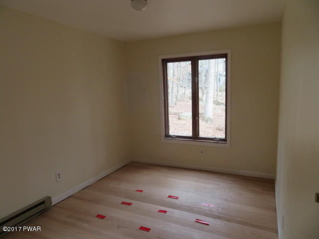 2753 Decker Road Bushkill, PA 18324 - Photo 21 of 30 IMG_0283