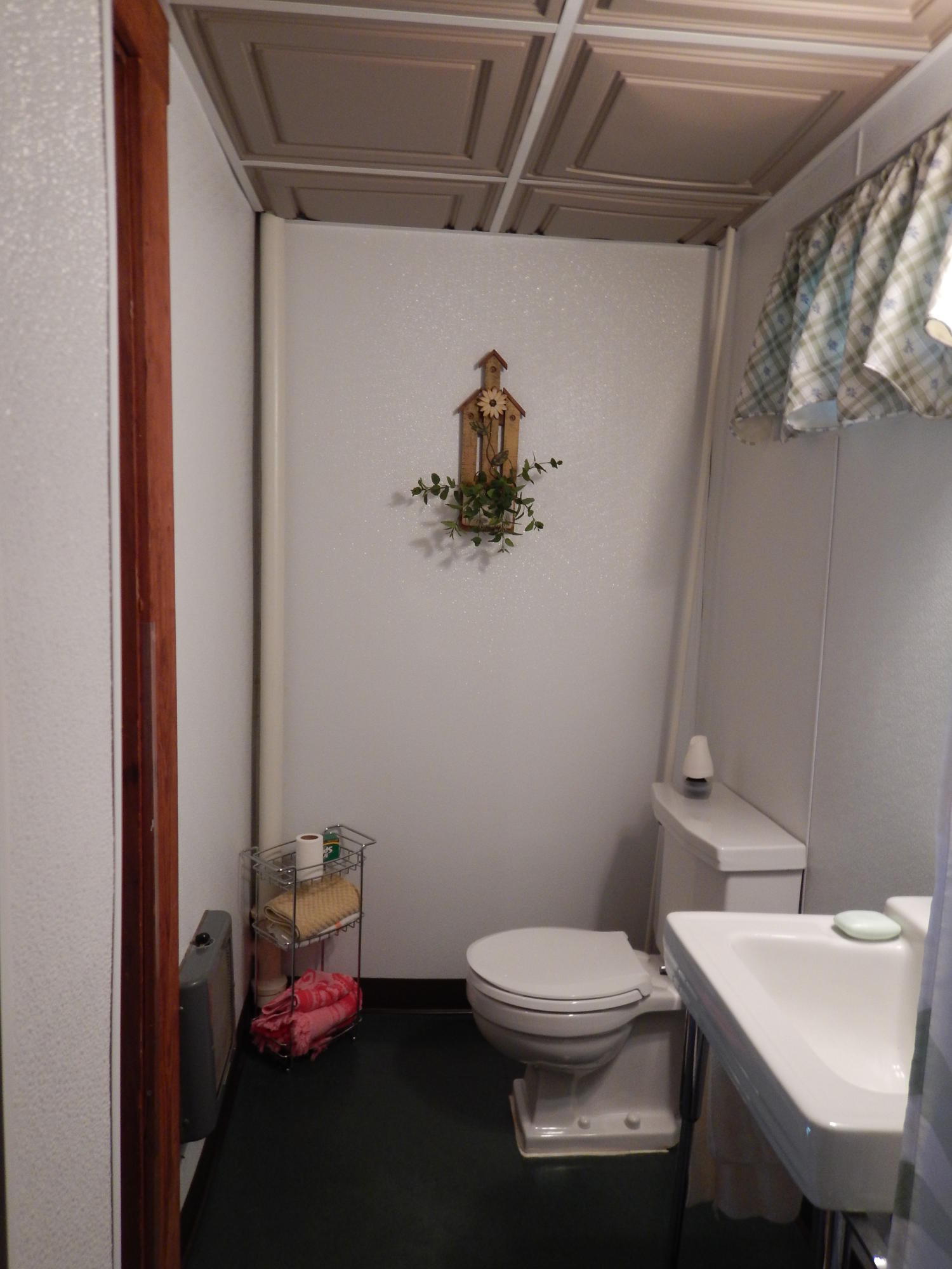 3856 Darlington Road Southwest Roanoke, VA 24018 - Photo 33 of 38 064