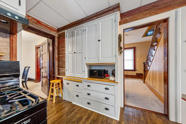 $209,900 | 104 Nicollet Street South, Winthrop, MN 55396